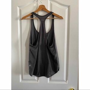 lululemon 105F Singlet size 6
